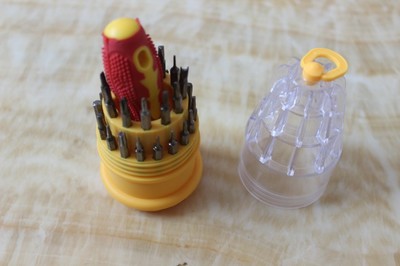 廣州市耐拓貿(mào)易公司 專業(yè)五金工具零售產(chǎn)品研發(fā)與供應(yīng)